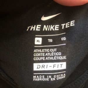 Black Nike T-shirt